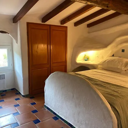 Domaine De Piscia Hotel
