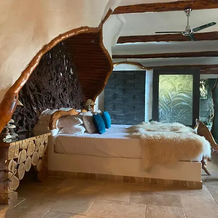 Domaine De Piscia Figari (Corsica)