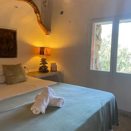 Hotel Domaine De Piscia 2*