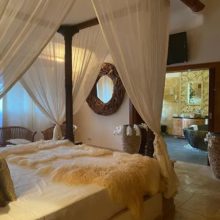 Domaine De Piscia Hotel Figari (Corsica)