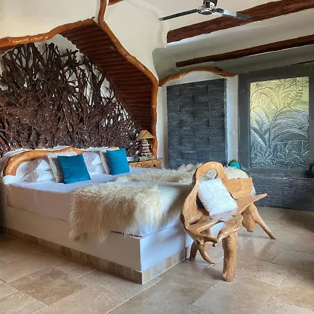 Domaine De Piscia Hotel 2*