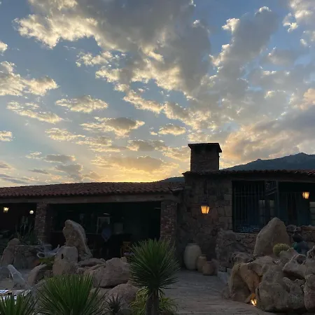 Domaine De Piscia Hotel 2*