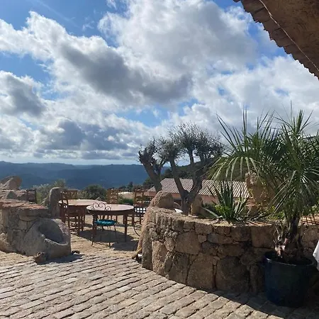 Domaine De Piscia Hotel Figari (Corsica)