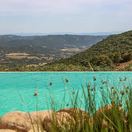 Ξενοδοχείο Domaine De Piscia 3*