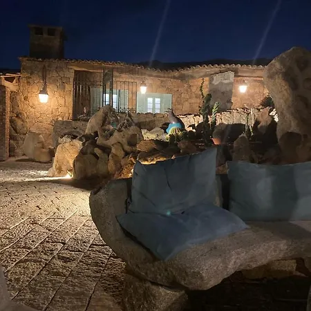 Domaine De Piscia 3* Figari (Corsica)