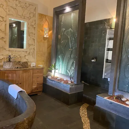 Domaine De 3* Figari (Corsica)