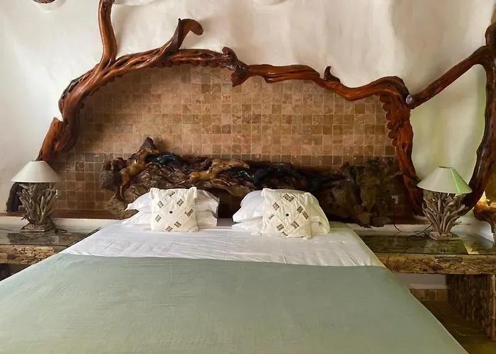 Hotel Domaine De Piscia Figari (Corsica)