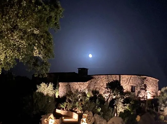 Domaine De Piscia 3* Figari (Corsica)