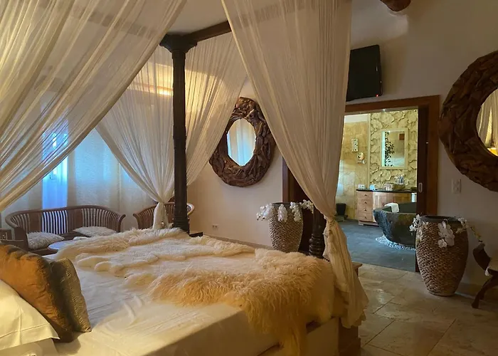 Domaine De Piscia Hotel Figari (Corsica)