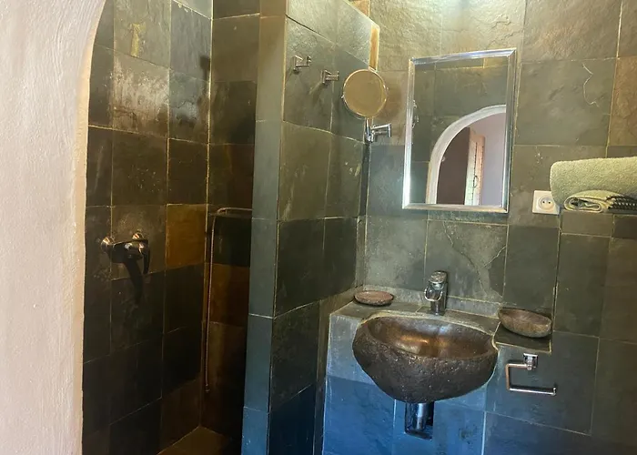 Domaine De Piscia Hotel Figari (Corsica)