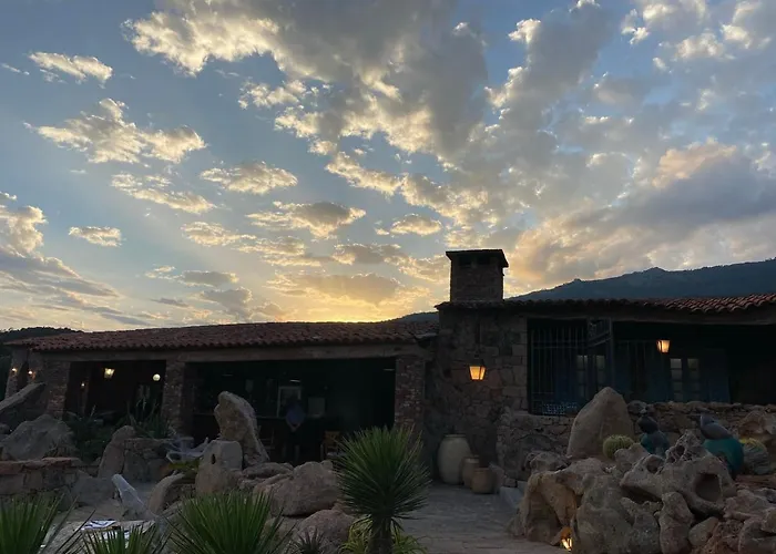 Domaine De Piscia Hotel 3*