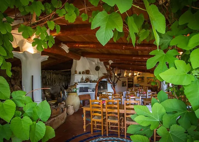 Domaine De Piscia Hotel 3*